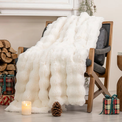🔥Popular thickened rabbit plush nap blanket, flannel milk velvet cover blanket