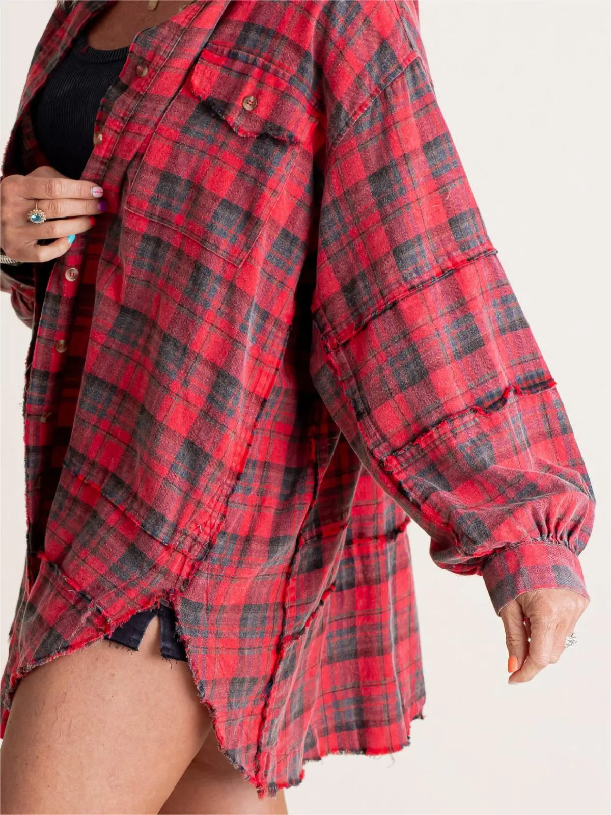 ⏰Hot Sale-Women's Seams Raw Edge Washed Oversized Shirt Jacket with Pockets 🔥New arrivals at special price🔥