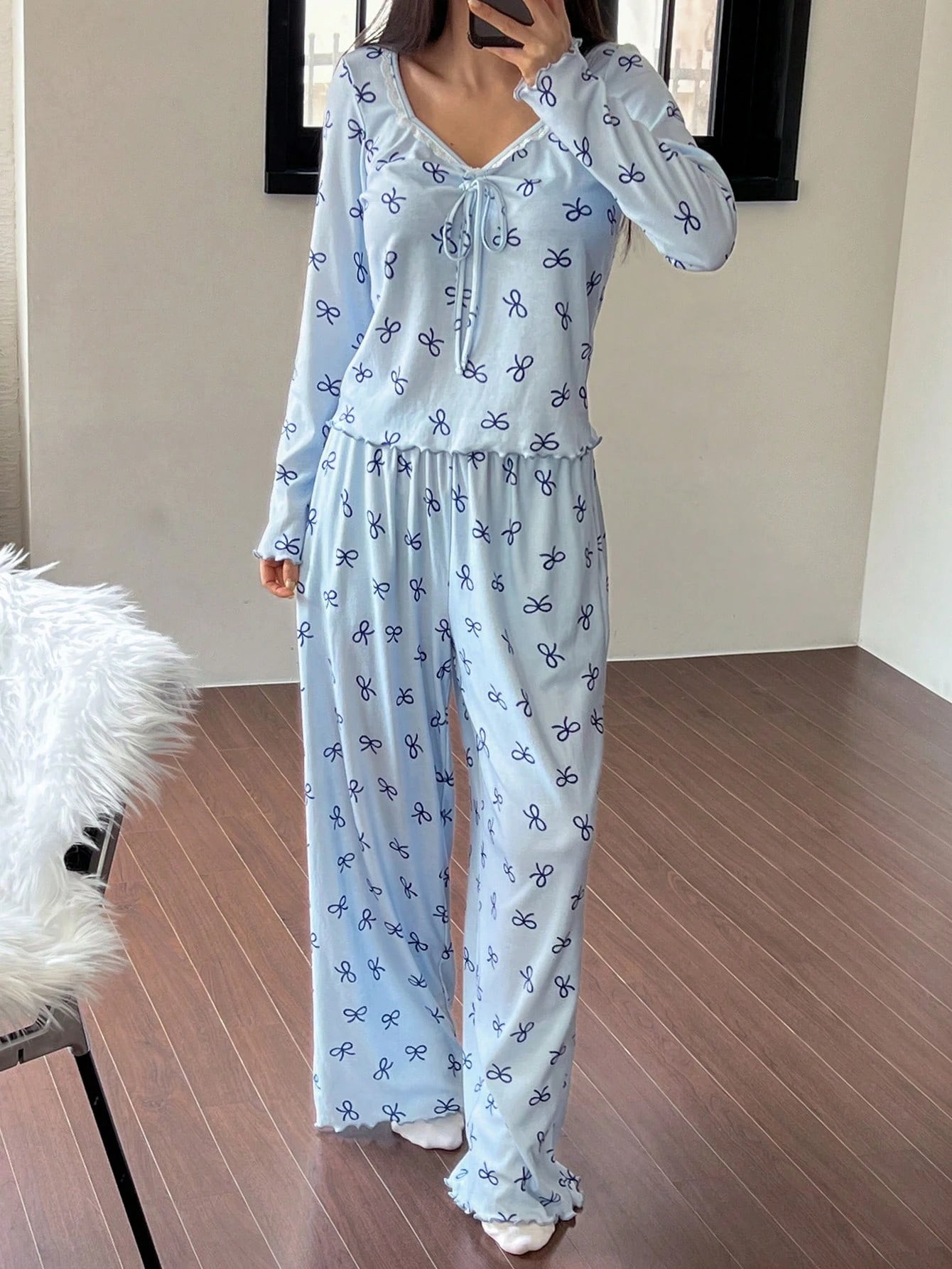 Women's Bow Print Long-Sleeve Lounge Pajama Set