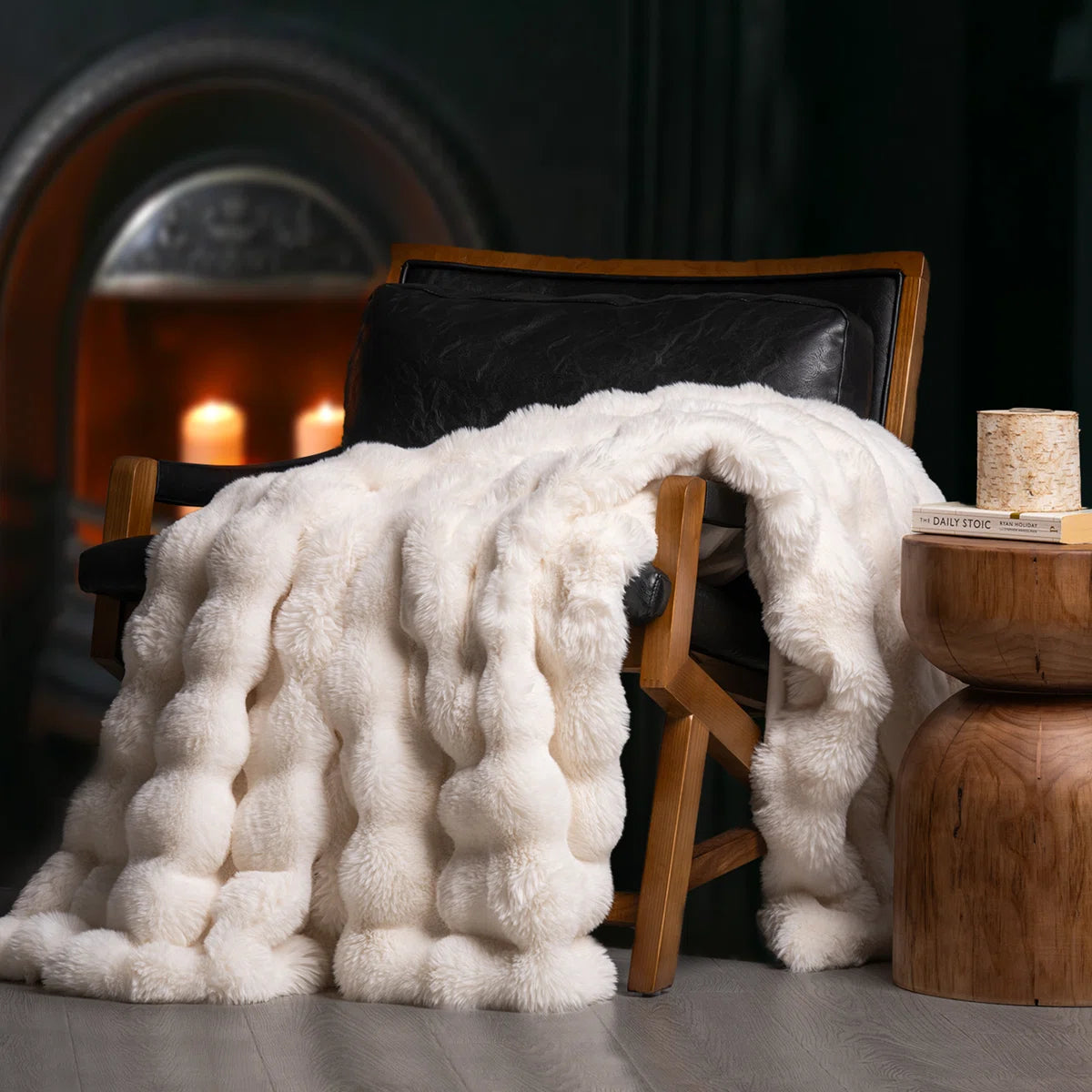 🔥Popular thickened rabbit plush nap blanket, flannel milk velvet cover blanket