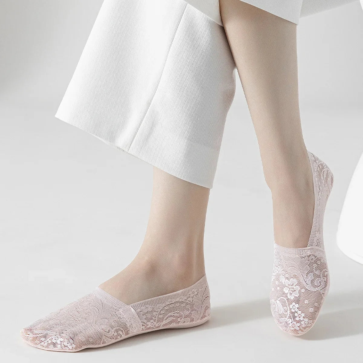 Breathable Cotton Floral Lace No-Show Socks