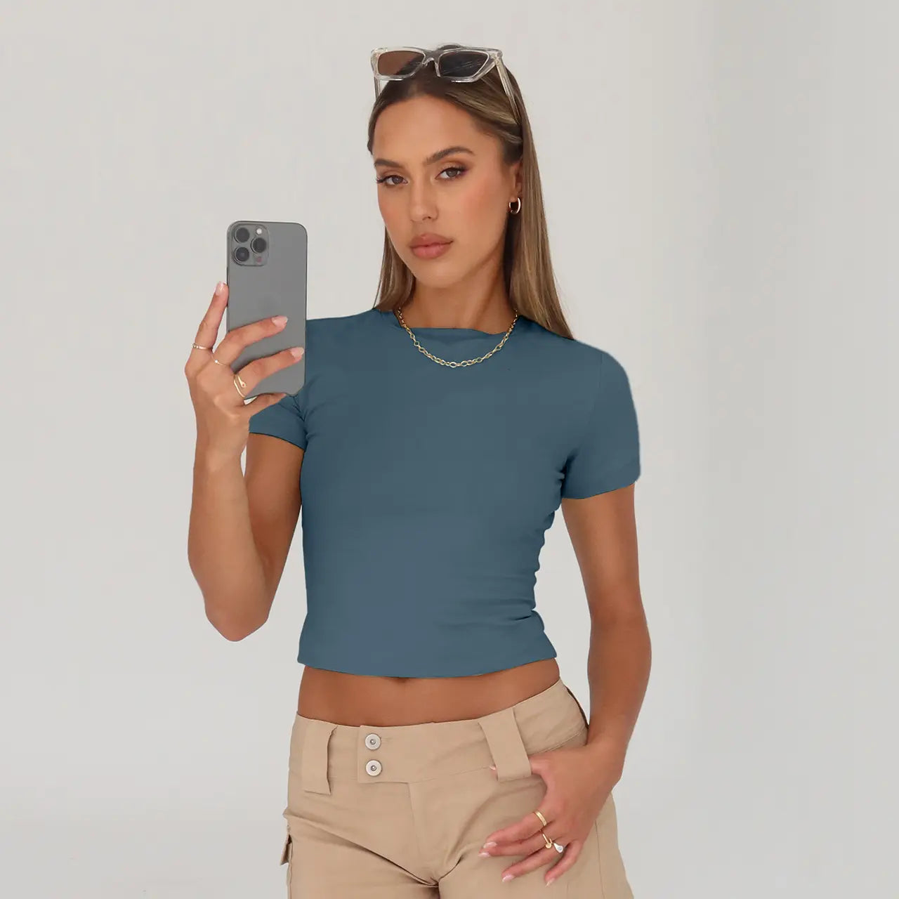 Women's Short Sleeve Slim-Fit Crop Tops